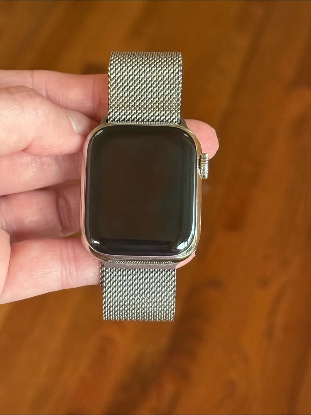 Apple Watch Series 8 GPS + Cellular